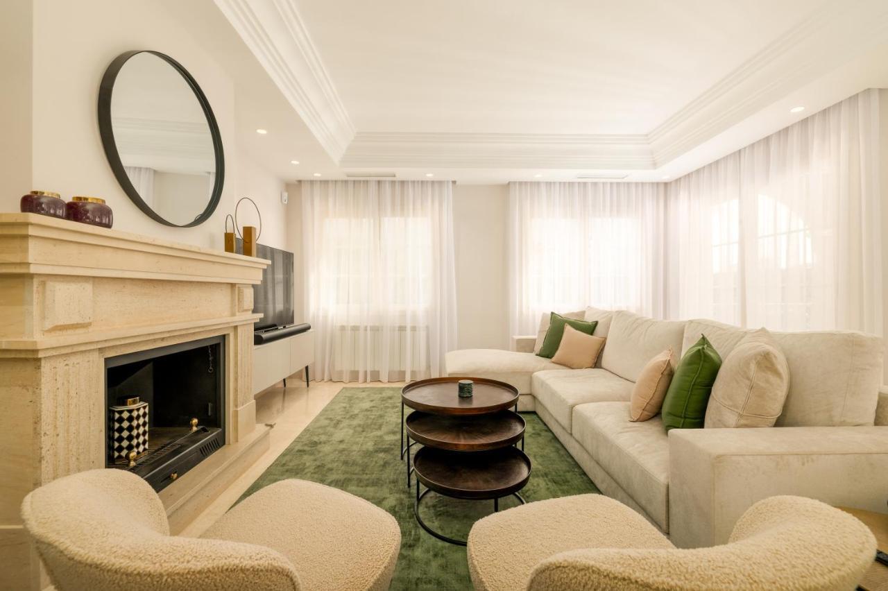 Lorea Playa, Luxury 6 Bedroom With Seaview Villa Marbella